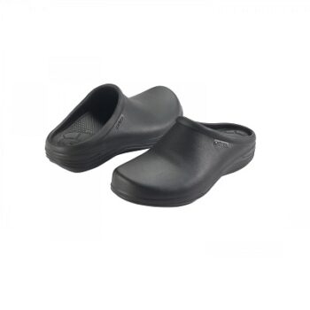 Αντρικό σαμπό Lynco Clogs – μαύρο χρώμα